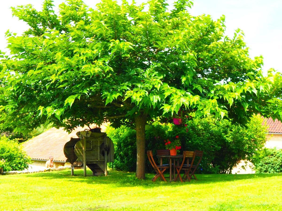 La Belle Verte Grignols  Bagian luar foto